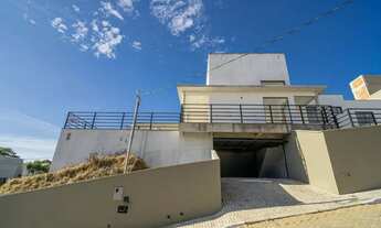 Imagem 2: Casa em Condomínio fechado