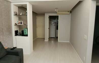 Imagem 2: Apartamento com 2 dormitórios e 1 vaga de garagem próximo a PUCRS