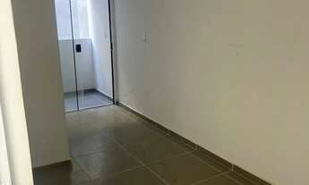 Imagem 7: Aptsª 2 quartos, cômodos espaçosos, cozinha americana, ótima localização, 5minutos da rodo