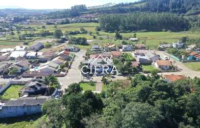 Imagem 3: Casa de Alvenaria - Venda - 03 dormitórios - 600m2 - Rua Carlos Eckelberg - Centro - Lontr