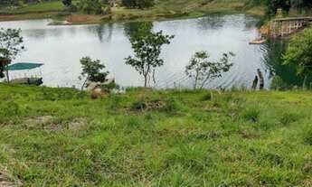 Imagem: Vende-se Terreno a Beira da Represa em Carlópolis