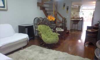 Imagem 3: Porto Alegre - Casa Padrão - Cavalhada