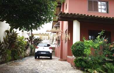 Imagem 2: Vendem se ampla casa charmosa na Pedra do Sal - Itapuã a 50M da praia