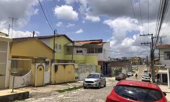 Imagem 4: Casa para venda possui 330 metros quadrados com 3 quartos em Centro - Santo Antônio de Jes