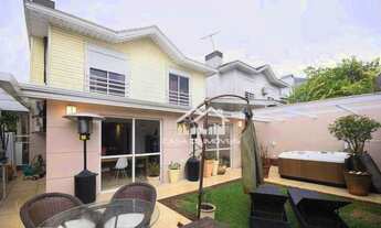 Imagem 2: Vende casa de condomínio com 230m², 4 dormitórios e espaço gourmet no Morumbi