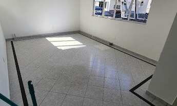 Imagem: Conjunto de 6 salas com recepção e estacionamento