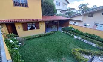 Imagem 4: CASA FORA DE CONDOMÍNIO, EM BAIRRO NOBRE DE TERESÓPOLIS - RJ