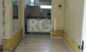 Imagem 2: Porto Alegre - Casa Padrão - Tristeza