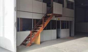 Imagem 2: Galpão para Locação em Lauro de Freitas, portão