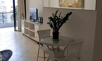 Imagem 3: 04 DORMITS. (1 SUÍTE), SALA EM "L" COM AMPLA VARANDA, MOBIL., 02 GARAGENS, PISCI