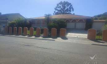 Imagem 3: JARDIM AMÉRICA Casa com 4 dormitórios