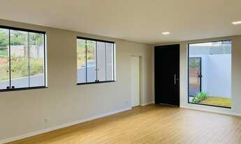 Imagem 3: Casa para venda tem 132 metros quadrados com 3 quartos em Vale do Sol - Nova Lima - MG