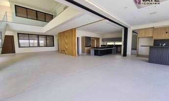 Imagem 2: Casa com 4 dormitórios à venda, 527 m² por R$ 6.700.000,00 - Loteamento Mont Blanc Residen