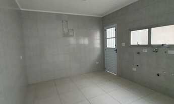 Imagem 7: Sobrado para venda possui 250 metros quadrados com 4 quartos em Jardim São Jorge - Guarulh