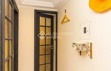 Imagem 6: Apartamento para venda possui 59 metros quadrados com 2 quartos em Auxiliadora - Porto Ale