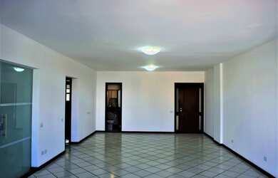 Imagem 4: Apartamento para venda com 219 metros quadrados com 4 quartos em Lagoa Nova - Natal - RN