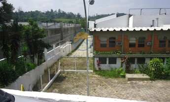 Imagem 6: Galpão para Locação em Embu das Artes, Gramado, 12 banheiros, 18 vagas