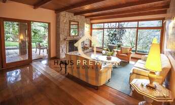 Imagem 4: Casa para aluguel e venda possui 400 metros quadrados com 6 quartos