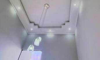 Imagem 2: Casa para venda possui 106 metros quadrados com 3 quartos e sala no pé direito alto