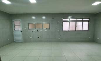 Imagem 6: Sobrado para venda possui 250 metros quadrados com 4 quartos em Jardim São Jorge - Guarulh