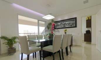 Imagem 2: Apartamento para aluguel possui 231 metros quadrados com 4 quartos