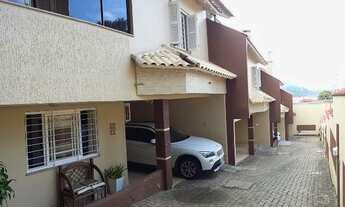 Imagem: Porto Alegre - Casa Padrão - Espirito Santo