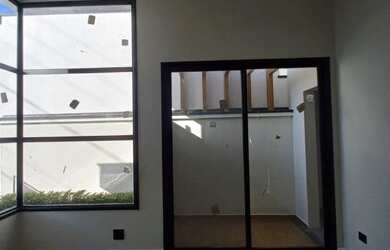 Imagem 2: Casa Térrea Pronta para Morar Altos da Serra VI, 250m², 3 Suítes