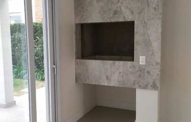 Imagem 4: Vendo lindíssima casa 387 m² com 5 suítes no condomínio clube ,fácil acesso a Porto Alegre