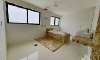 Imagem 3: Vendo Pavarotti 240m, com Vista pro mar, em Areia Preta