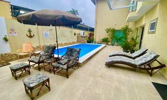 Imagem 2: Sobrado para venda possui 351 metros quadrados com 4 quartos em Flórida - Praia Grande - S