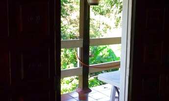 Imagem 6: Casa de condomínio para venda tem 190 metros quadrados com 4 quartos