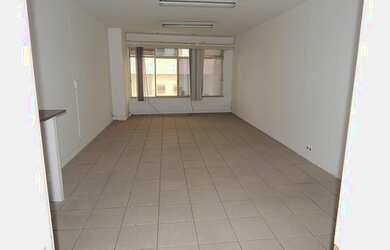 Imagem 3: Comercial/Industrial de 80 metros quadrados no bairro Centro