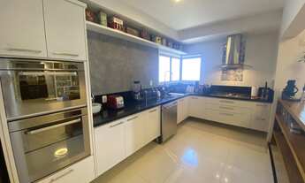 Imagem 2: Apartamento para venda em Alphaville com 176 m² com 3 suítes , 3 vagas