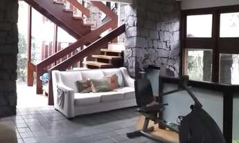 Imagem 7: Casa encantadora em Fradinhos, cercada de verde e com tudo que você precisa para viver mui