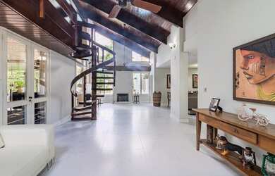 Imagem 7: Casa com 3 quartos, 359m² e 6 vagas de garagem em Ipanema - Porto Alegre