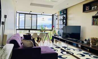 Imagem 2: Apartamento com 3 dormitórios (sendo 1suíte) com belíssima vista mar da orla de Coqueiros