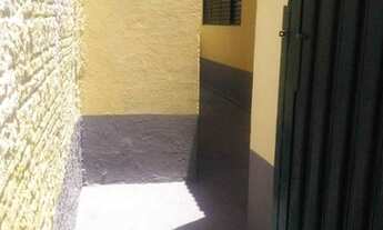 Imagem: AF) Imóvel em Pau da Lima