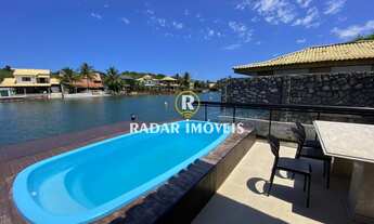 Imagem: Casa independente, beira de canal à venda