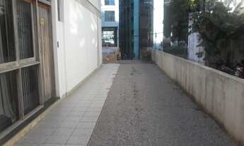 Imagem 4: Terreno com 856 m² à Venda