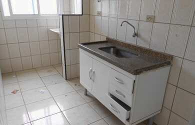 Imagem 5: Apartamento para venda tem 58 metros quadrados com 2 quartos em Ocian - Praia Grande - SP