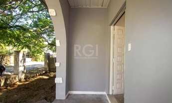 Imagem 2: Porto Alegre - Casa Padrão - Passo da Areia