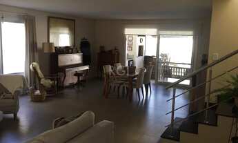 Imagem 3: Porto Alegre - Casa Padrão - Hípica