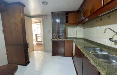 Imagem 6: Porto Alegre - Casa Padrão - Tristeza