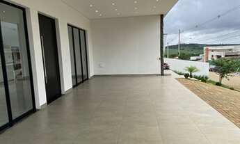 Imagem 3: Casa de condomínio para venda possui 270 metros quadrados com 3 quartos