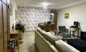 Imagem 2: Sobrado para venda tem 197 metros quadrados com 3 quartos em Taboão - São Bernardo do Camp