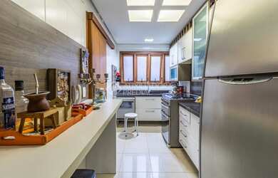 Imagem 6: Casa para venda com 3 quartos sendo 01 suíte e garagem para 04 carros