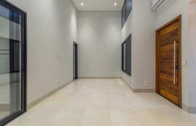 Imagem 6: Casa de condomínio térrea para venda possui 130 metros quadrados com 3 quartos