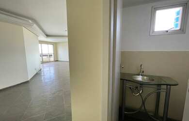 Imagem 7: Apartamento andar alto Edifício Monte Carlo