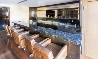 Imagem 6: Porto Alegre - Prédio Inteiro - Tristeza