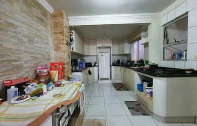 Imagem 3: Casa para locação, Pinheirinho, vaga de garagem e espaço gourmet com churrasqueira, Curiti